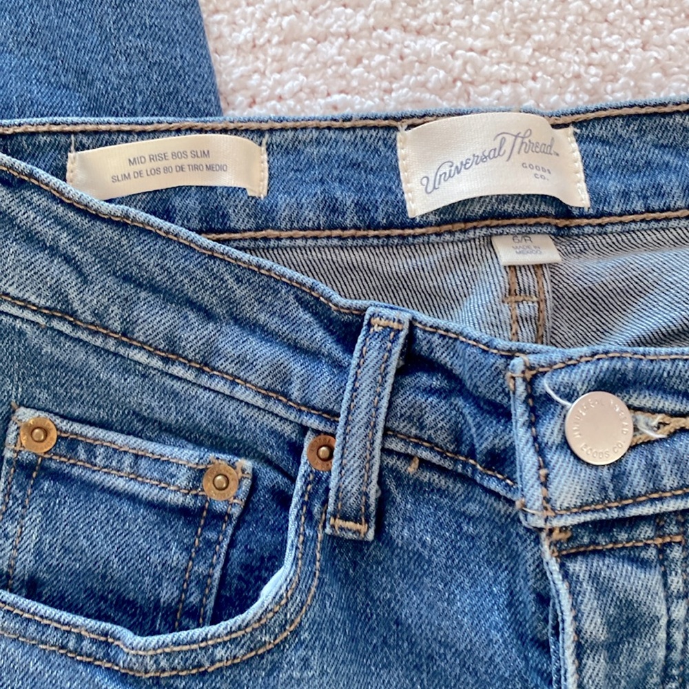 NWOT Universal Thread Mid Rise 80s Slim Jeans - Picture 3 of 5